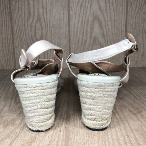 Clarks Artisan Womens Sandal 9‎ Beige Leather Wedge Espadrille Strappy - Picture 5 of 10